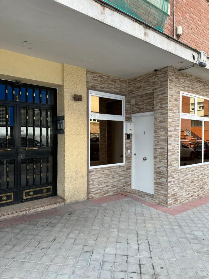 Apartamentos Redondela Madrid Exterior photo