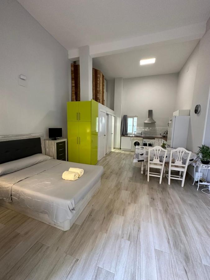 Apartamentos Redondela Madrid Exterior photo
